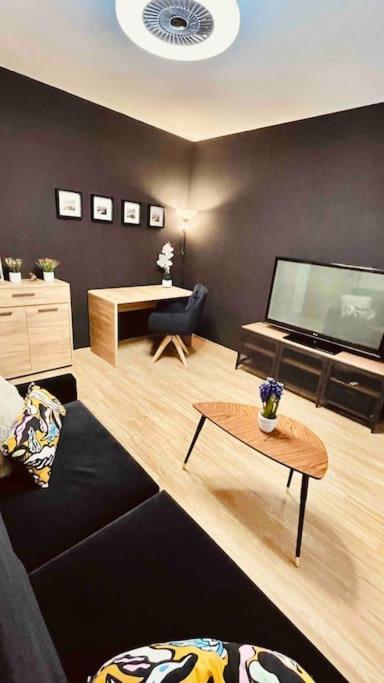 ברטיסלאבה Moderny Apartman S Parkovanim מראה חיצוני תמונה
