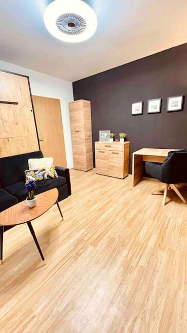 ברטיסלאבה Moderny Apartman S Parkovanim מראה חיצוני תמונה