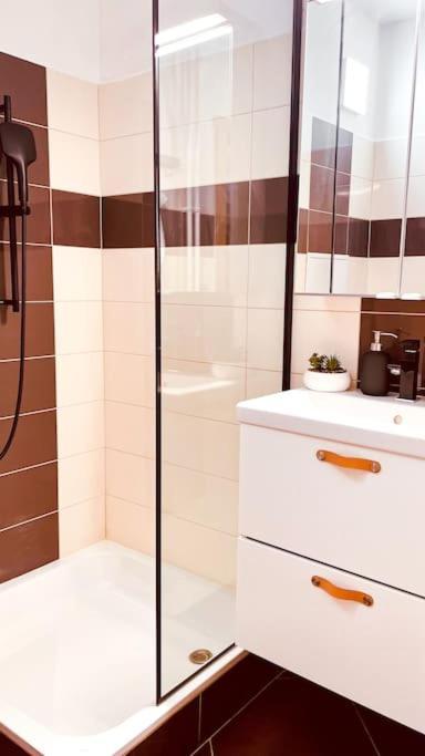 ברטיסלאבה Moderny Apartman S Parkovanim מראה חיצוני תמונה